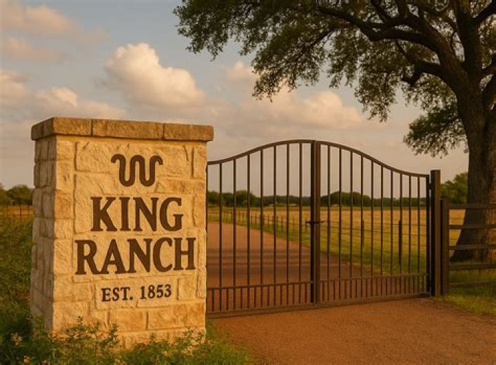 Who owns the King Ranch in Kingsville Texas?