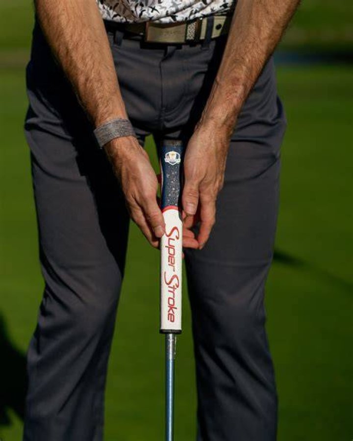 Who uses SuperStroke grip?