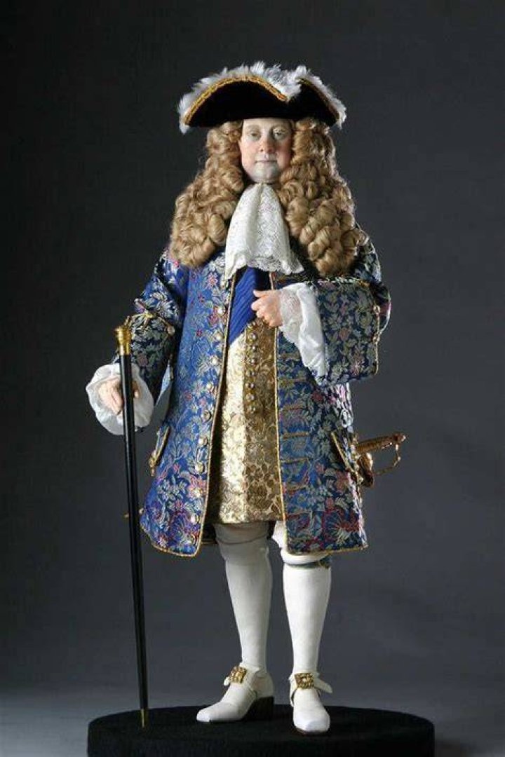Who was King of England during Louis XIV reign?