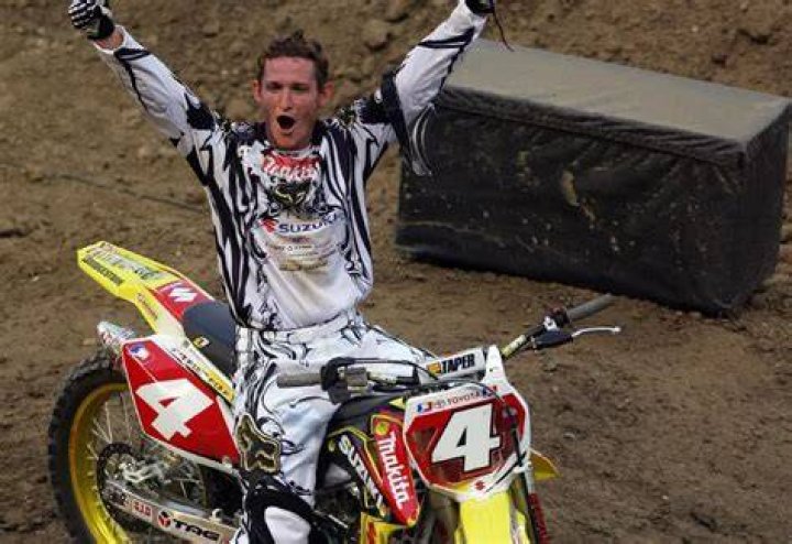Why did Ricky Carmichael retire?
