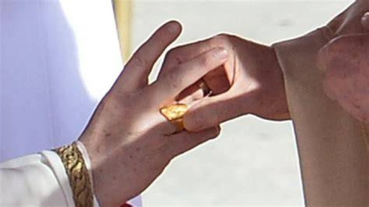 Why do popes wear a ring?