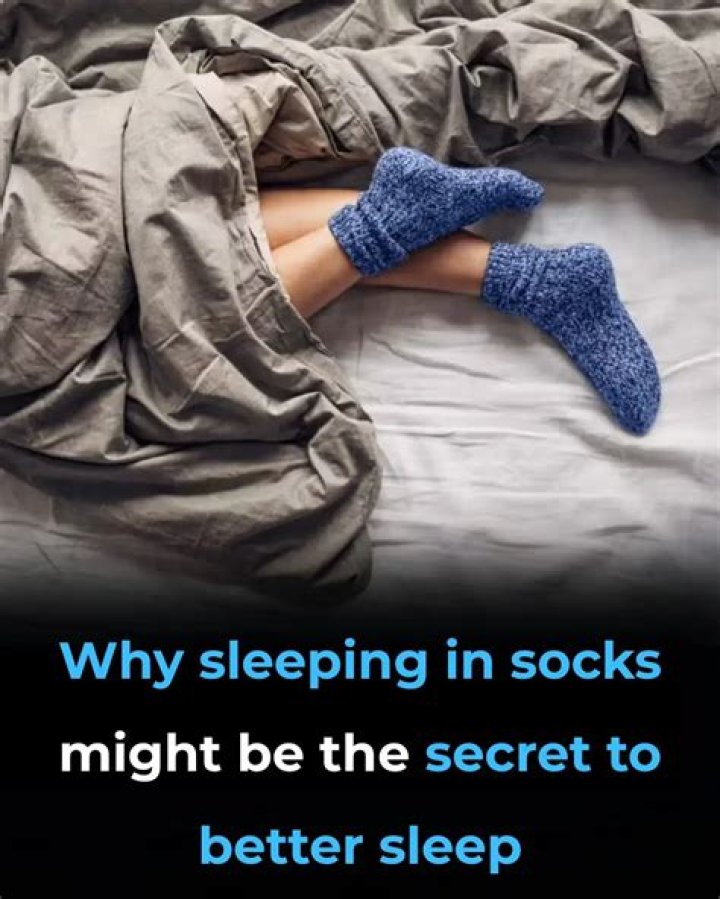 Why is it not good to sleep with socks on?