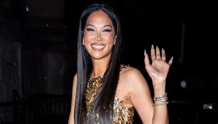 Why is Kimora Lee Simmons famous?