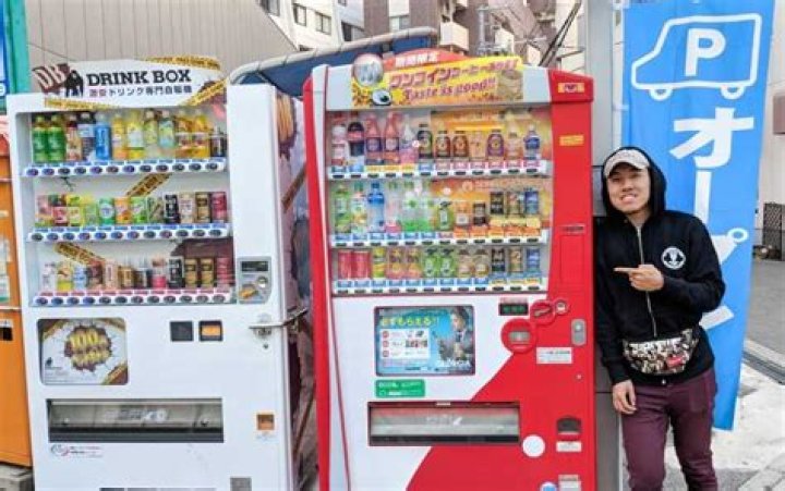 Why Japan has so many vending machines?